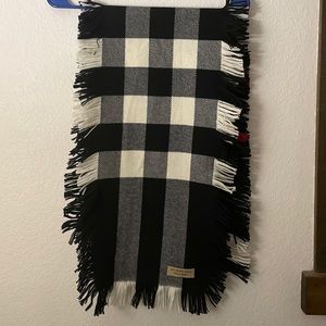 Burberry scarf